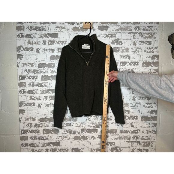 Abercrombie & Fitch | women dark green 1/4 zip pullover - Picture 5 of 10